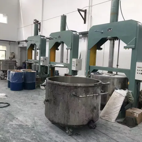 PHD Hydraulic Ram Discharge Press