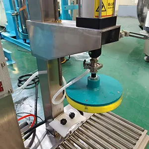 Capping device